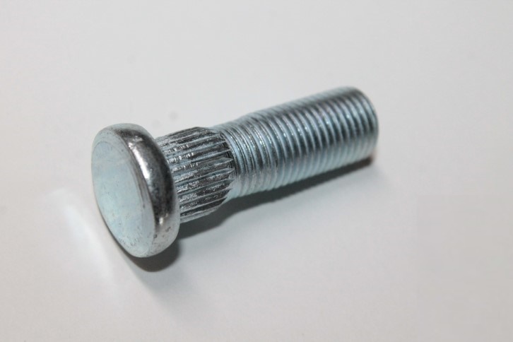 Шпилька колеса М12*1,25*42/23 Suzuki