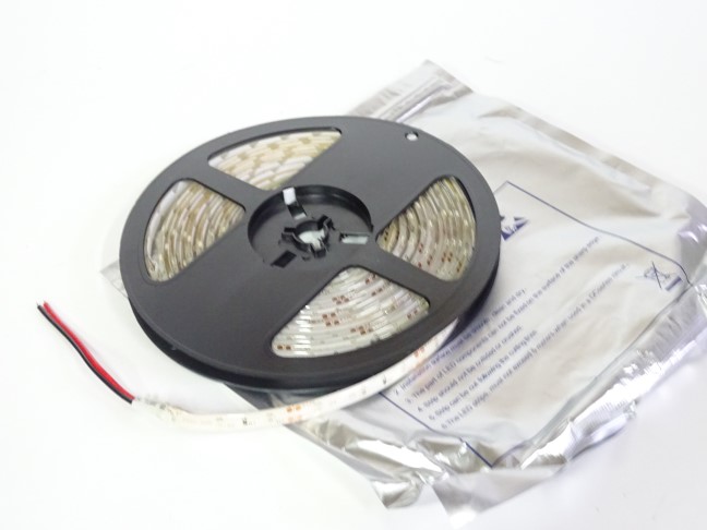 Светодиодная лента 12V Бухта 5м 300 SMD красный крупный диод