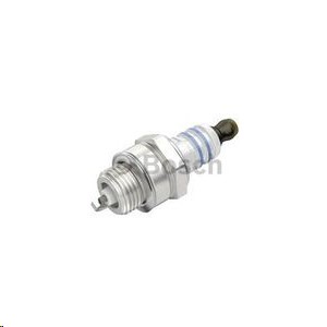 Свечи BOSCH WSR6F (бензопила STIHL) и.у.