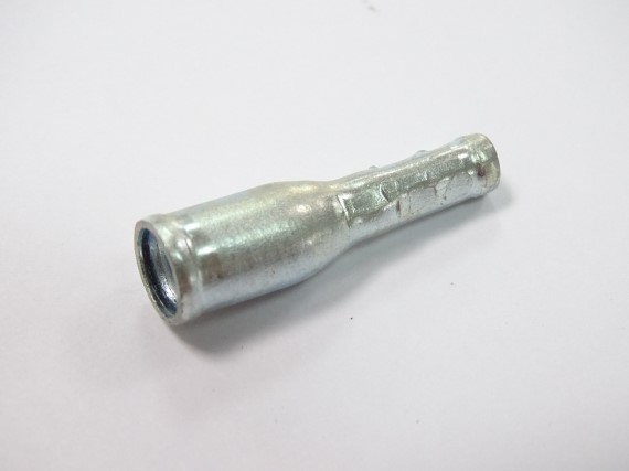 Трубка удлинителя D- 6х10 (переходник шлангов) цинк