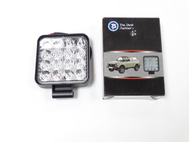 Фара светодиодная дополнительная 16 SMD 24W (квадрат)