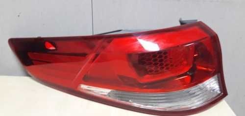 Фонарь задний в сб. Kia Rio с 2015 г. лев. наруж.