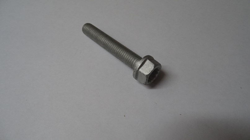 Болт с буртиком Torx М12*1,5*70 кл. пр. 8.8 многоцелевой