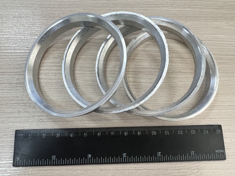 Кольцо установочное алюминиевое (4 шт., 73,1/67,1)  на ступицу  Replica/Hyundai, Kia, Mazda, Mitsubishi