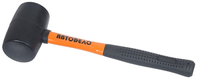 Киянка с фиберглассовой ручкой 600 г