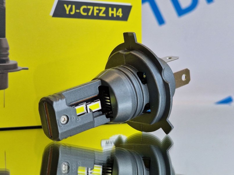Лампа H4 12V LED 32W 6000K 2 шт