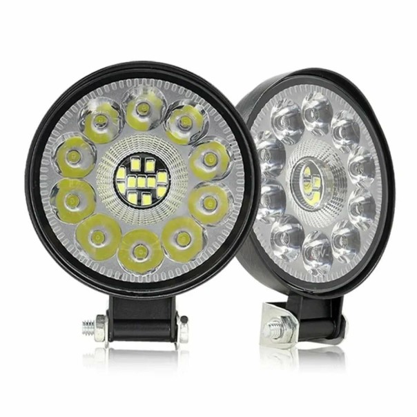 Фара светодиодная дополнительная 36 LED 12W 12-24V рассеяный свет