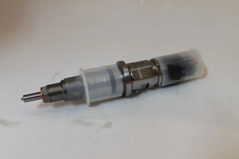 Форсунка /КАМ. дв. Cummins / Евро-5 -D- арт:VA-0445120329