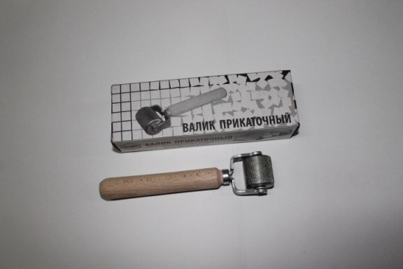Валик прикаточный для шумоизоляции металл. 30 мм. (мал.)