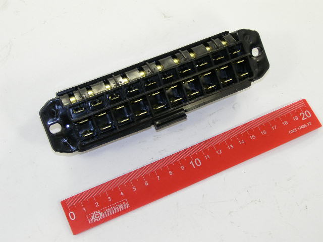 Блок предохранителей /Г-3302/ с/о (кабины)